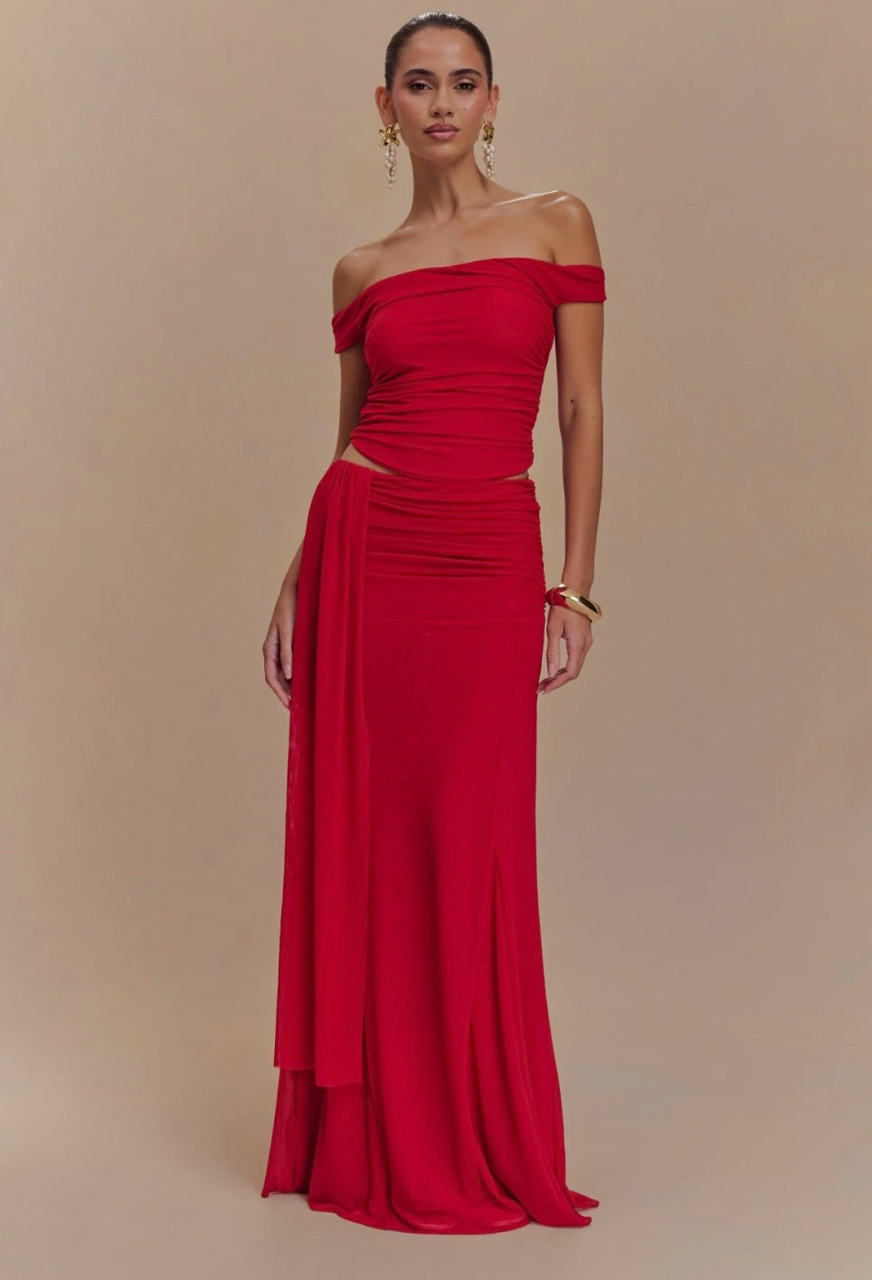 Meshki Arna Mesh set in Ruby